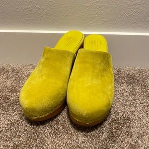 Charlotte Stone Marlo Clogs